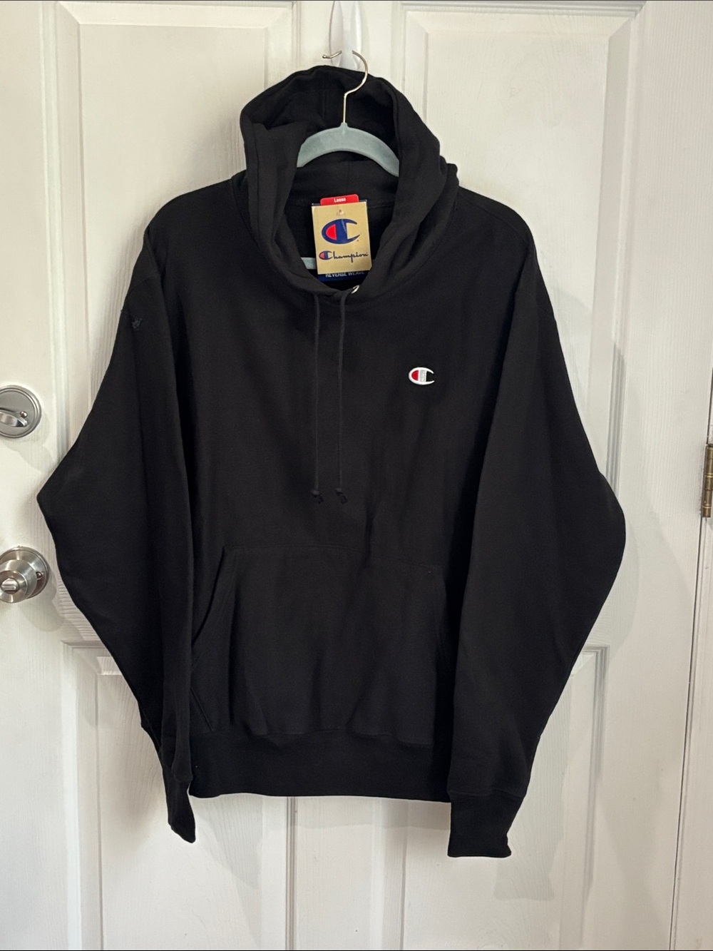 NEW Champion Heavyweight Reverse Weave Black Hoodie Embroidered Logo size Medium